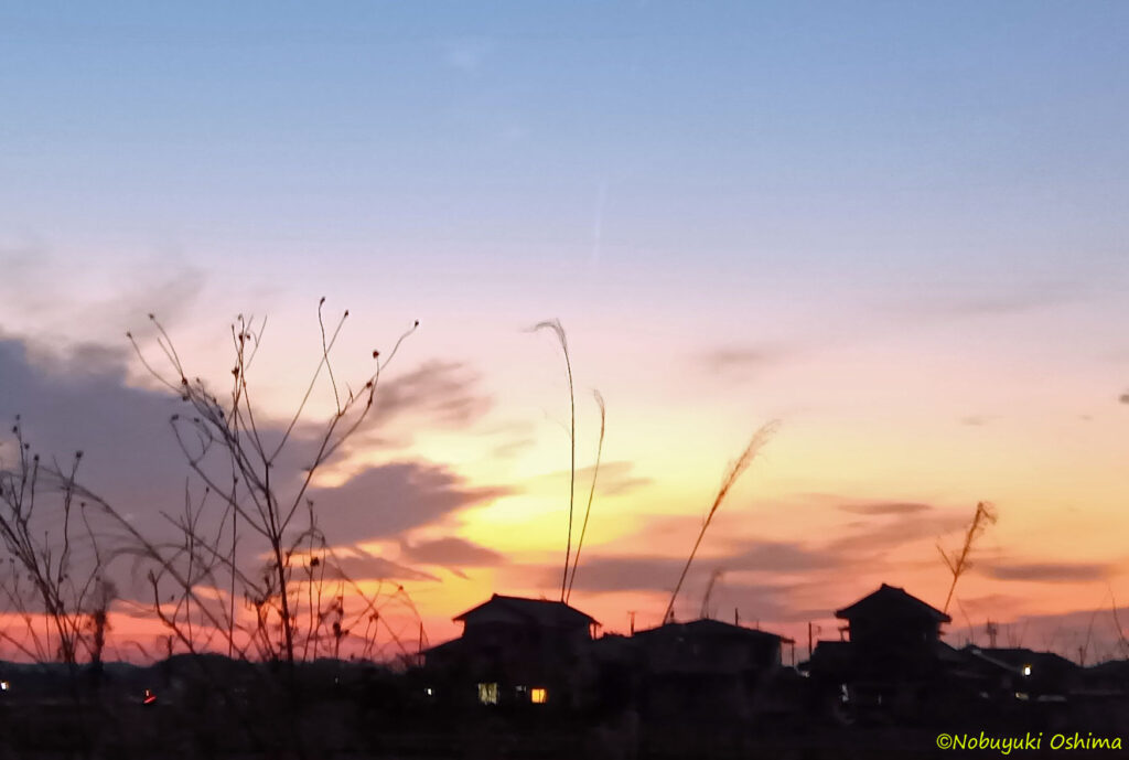 夕日の空の写真