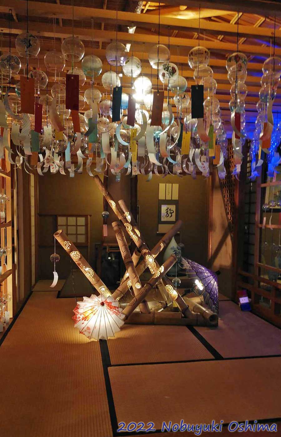 風鈴と和室の写真ポイント－三日月シーパークホテル勝浦